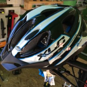 XLC Casco Yellowstone Bianco/Nero/Azz